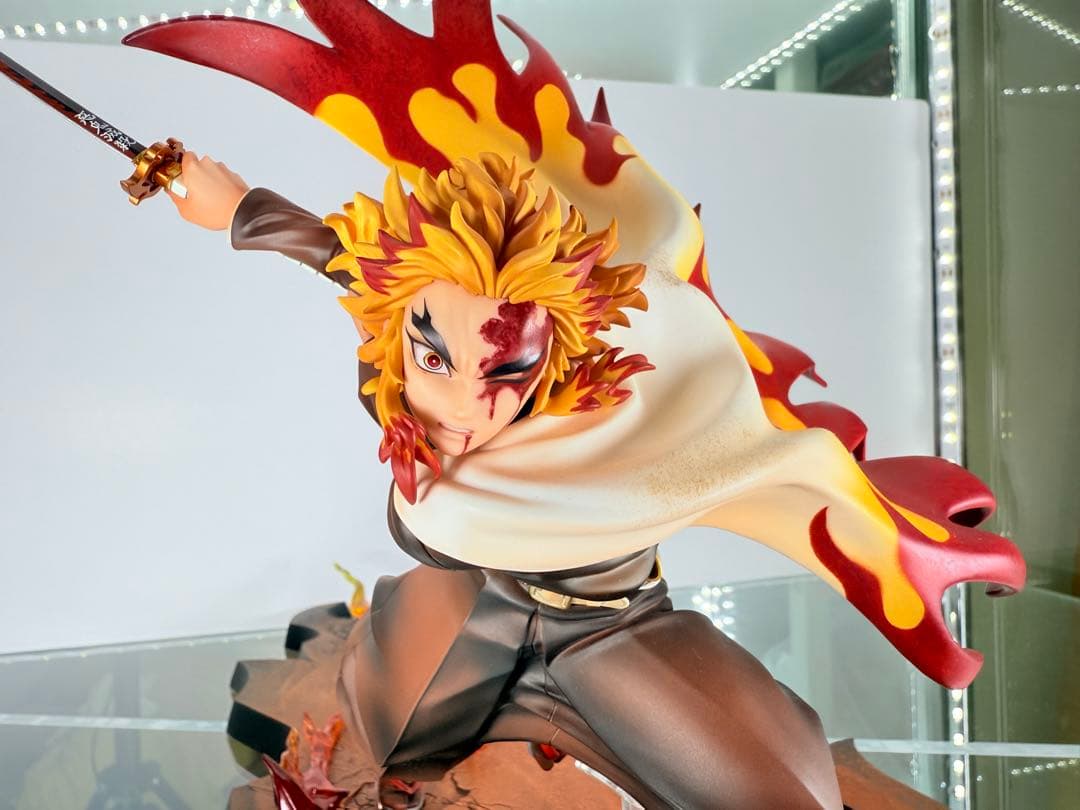 【開封品】煉獄杏寿郎 フィギュア炎の呼吸伍丿型「炎虎」/上弦の参猗窩座2体セット