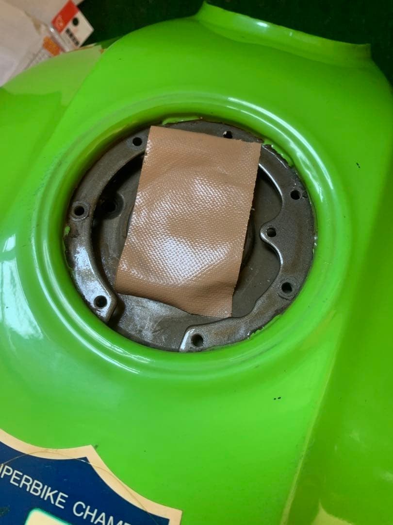 Kawasaki ガソリンタンク グリーン