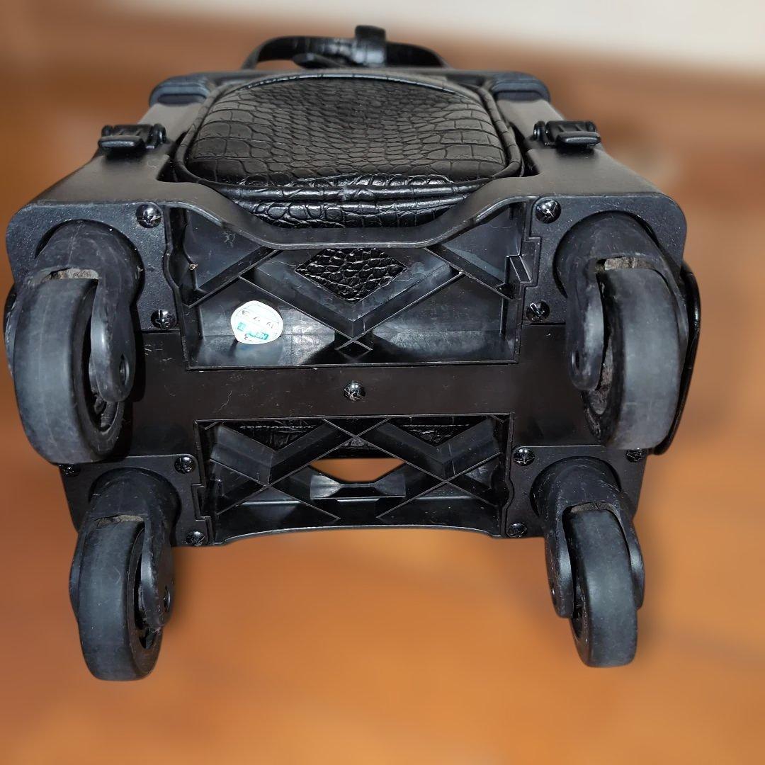 SWANY キャリーバッグ ブラック クロコ型押