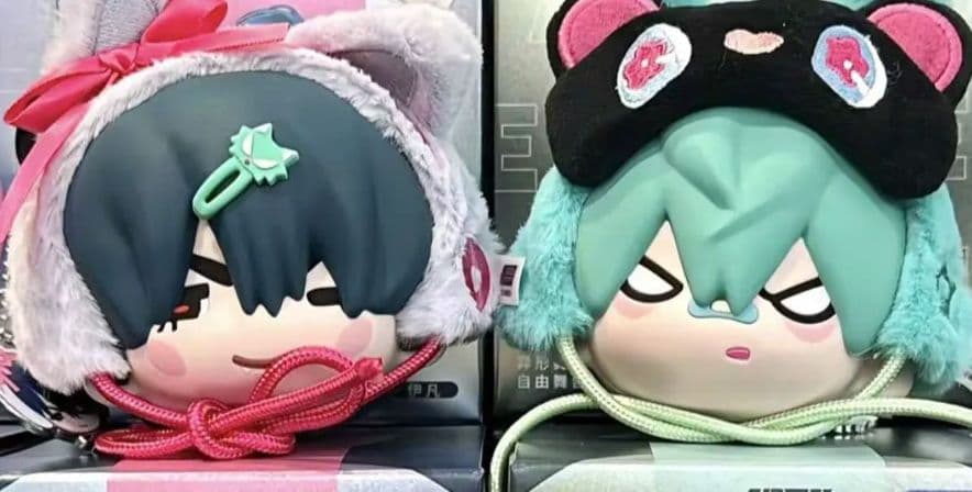 エイリアンステージ イヴァン ティル イヤホンケース フィギュア トレカ 上海