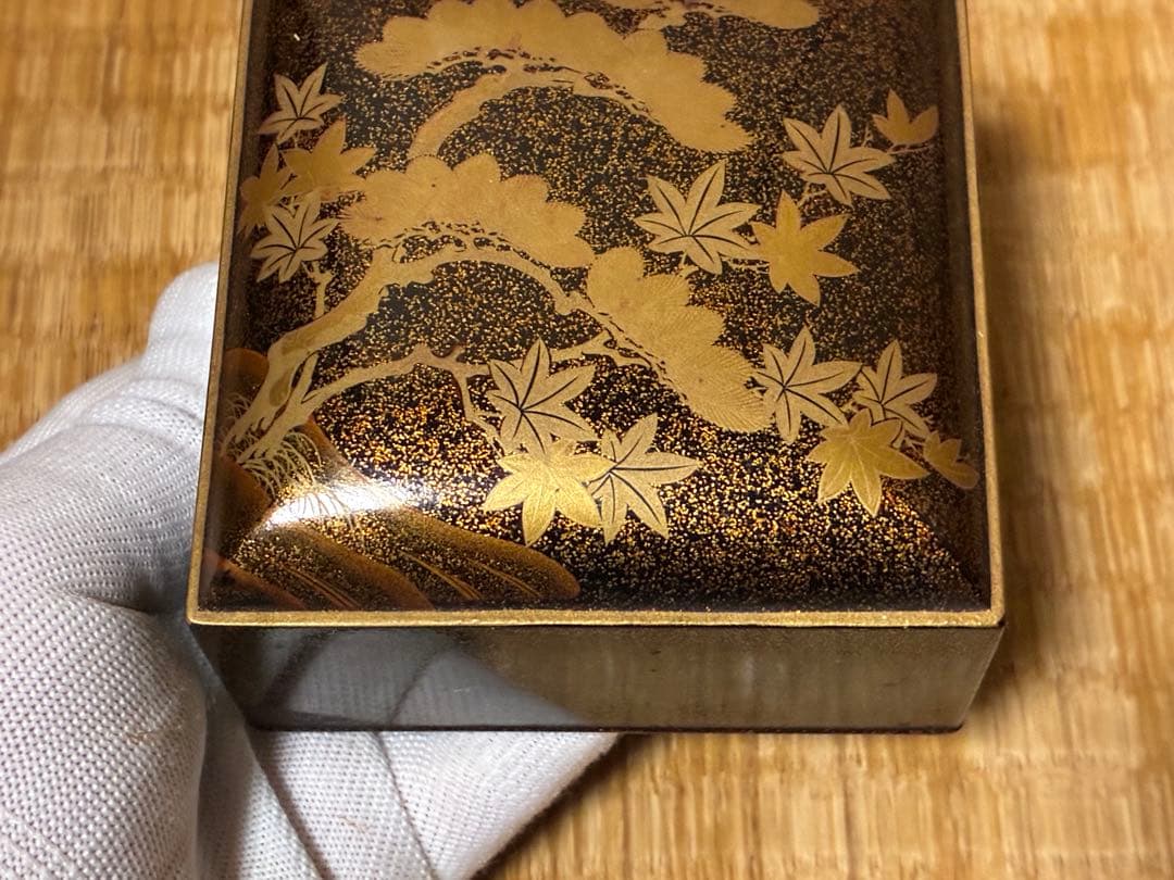 漆器 金箔 松と紅葉 蒔絵 梨地 小箱 小物入れ 時代物
