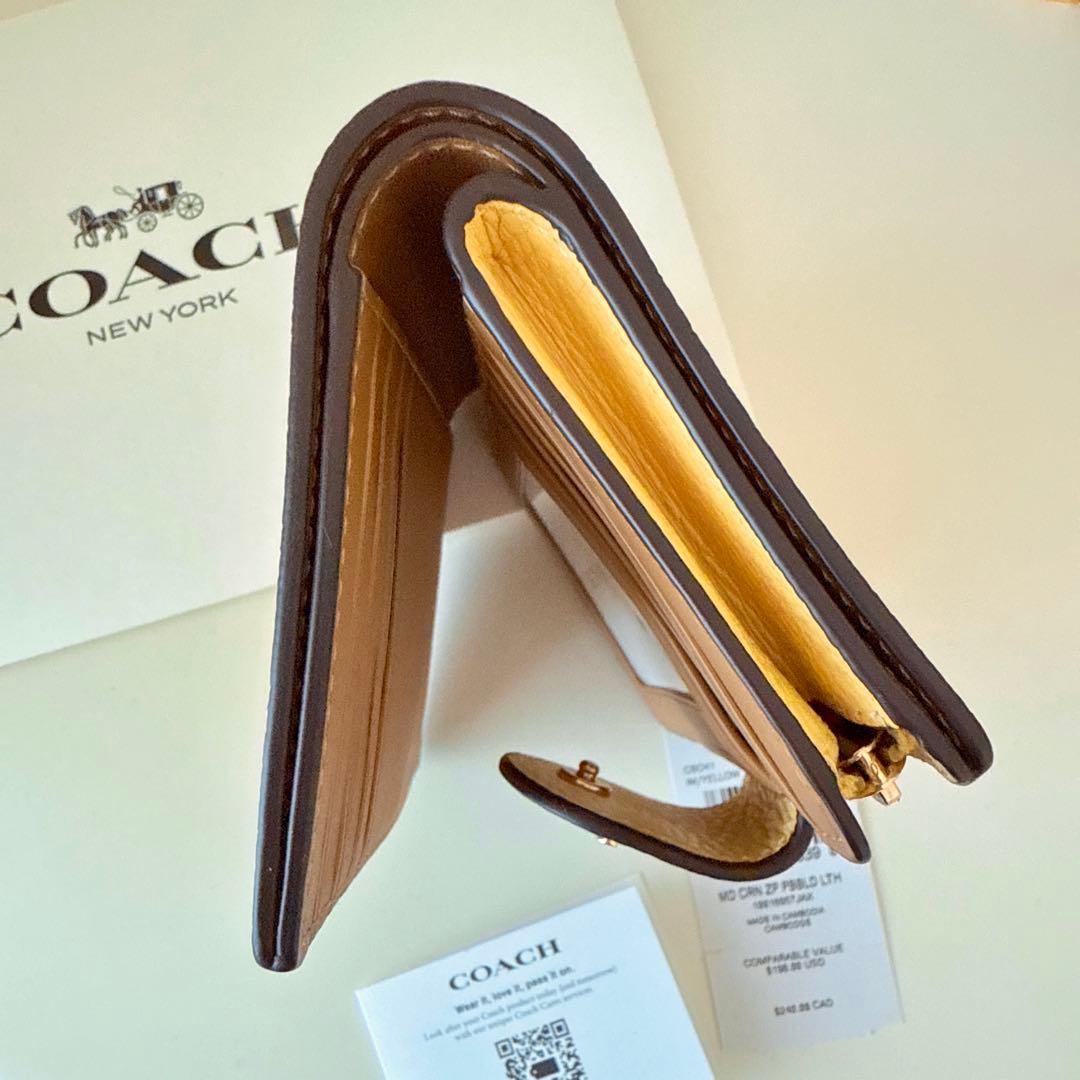 COACH コーチ　折り財布　イエロー　黄色　二つ折り財布