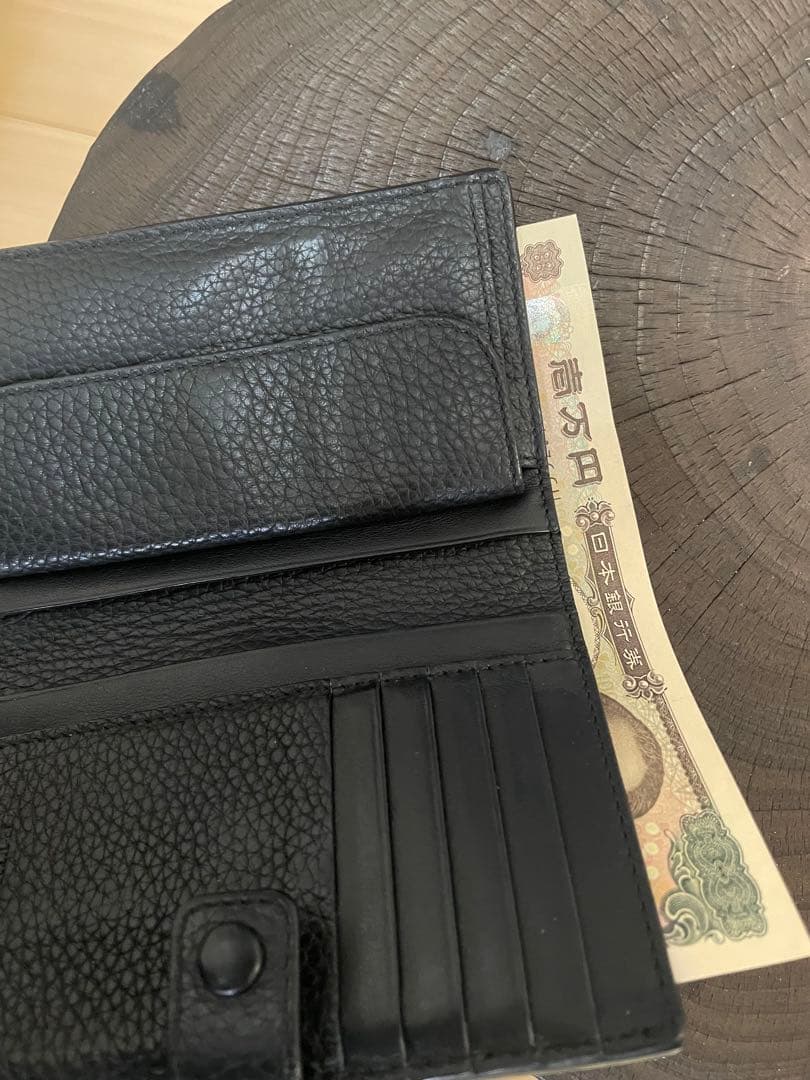 BURBERRY 二つ折り財布 ブラック