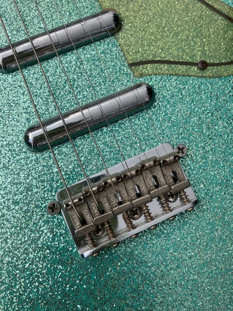 Danelectro 56-U3 スパークルグリーン