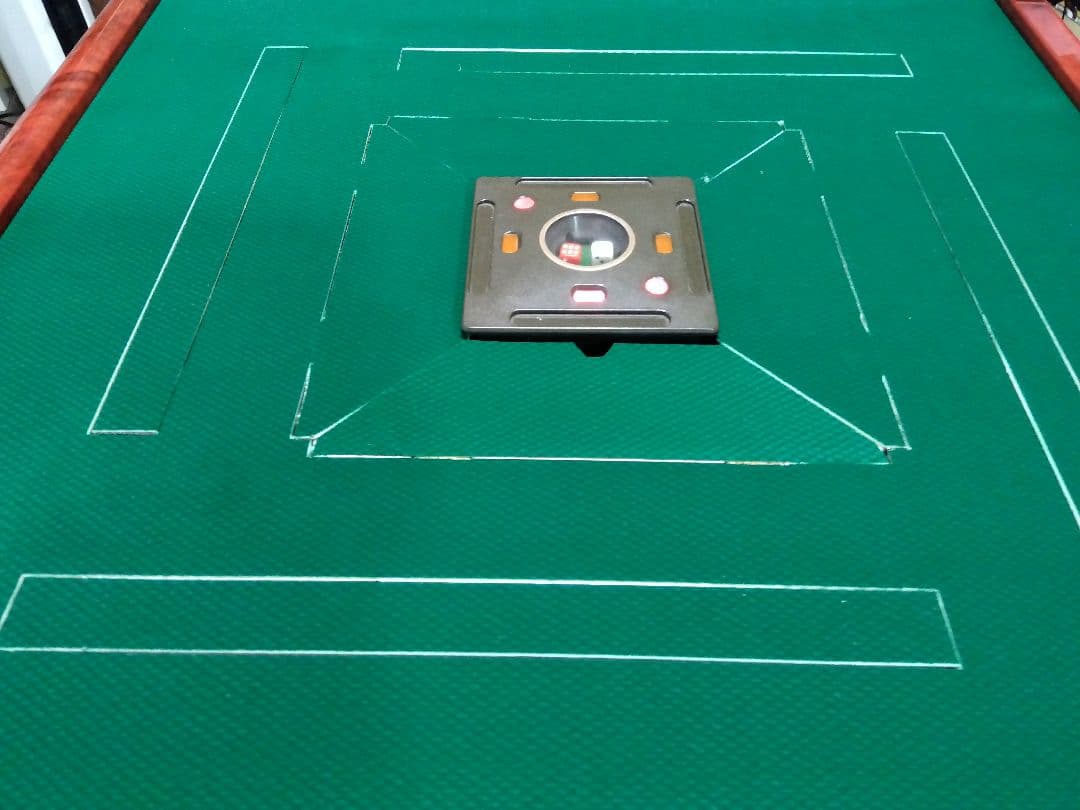 全自動麻雀卓アモスギャバン