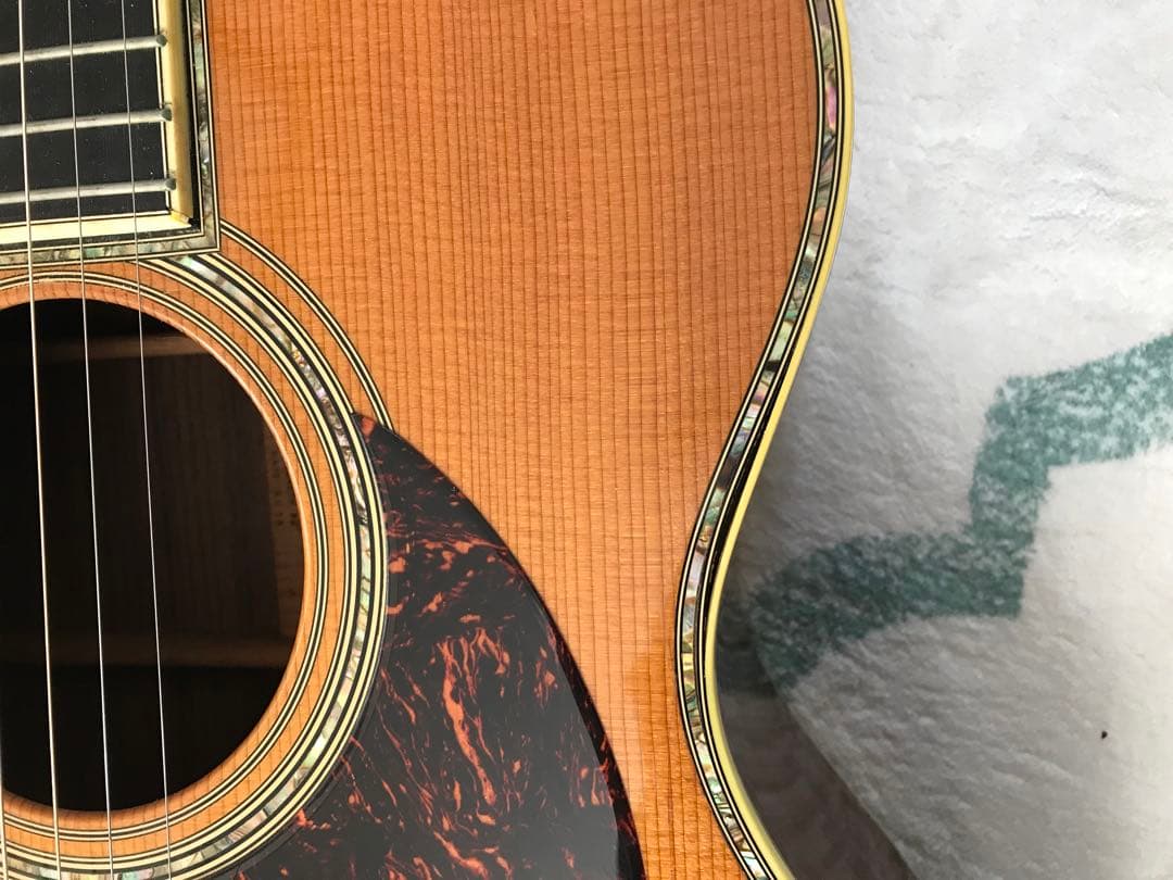 ジャンク品　アコースティックギター OM42