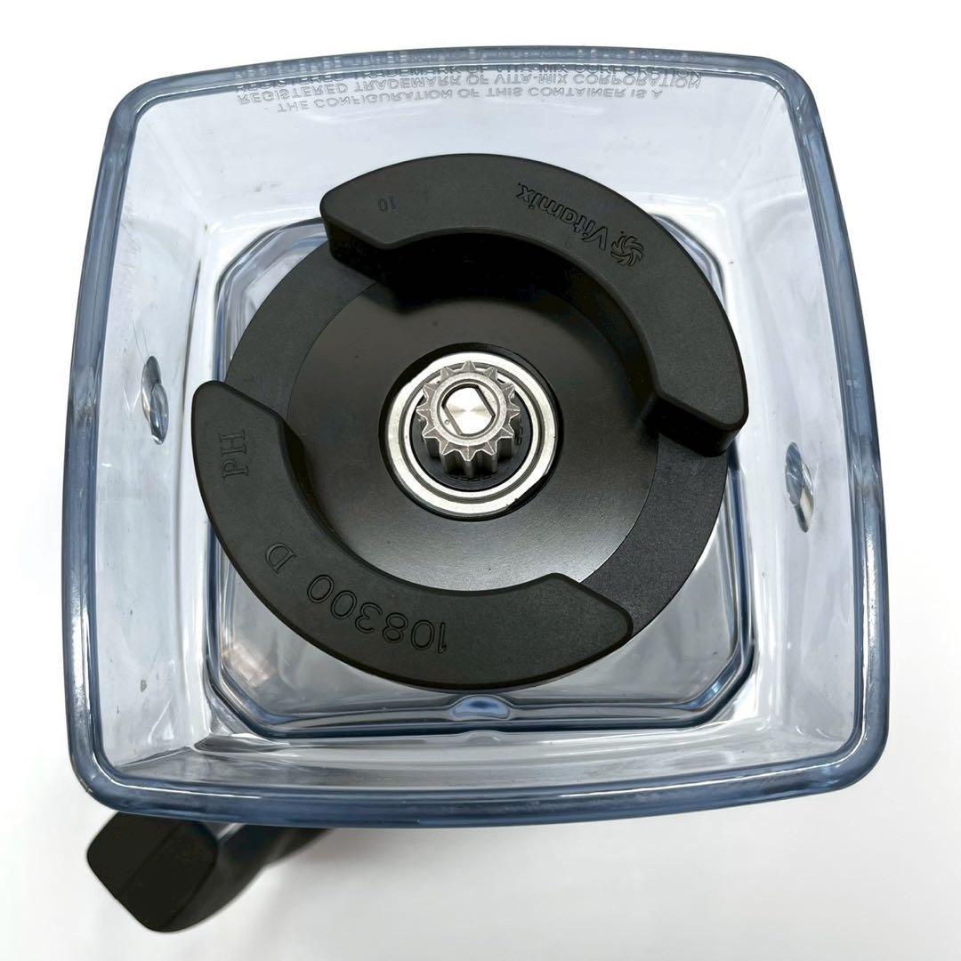 動作保証付　美品　バイタミックス　高性能ブレンダー　TNC5200 ゴールド