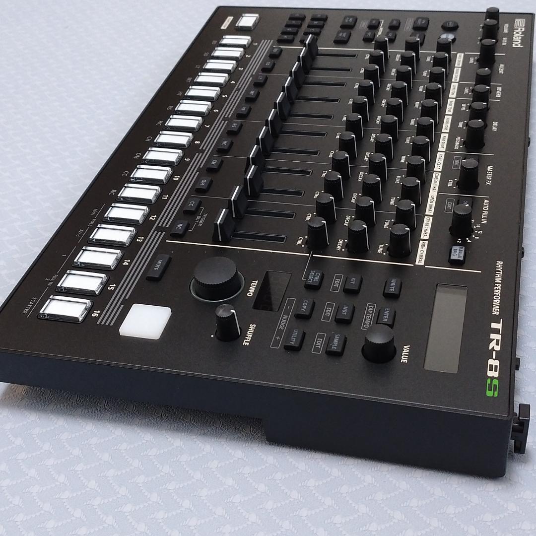 【美品】Roland ローランド TR-8S リズムパフォーマー