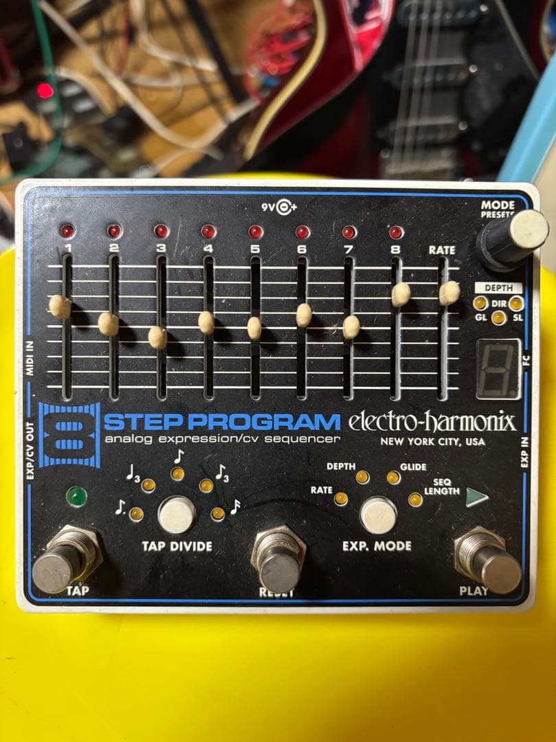 Electro Harmonix 8 Step Program とコントローラー