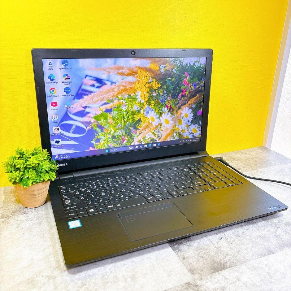 ⅰ5✨SSDで快適❣カメラ付き 薄型ノートパソコン Windows11 仕事趣味