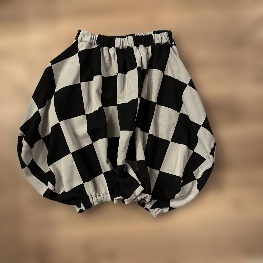 チェック柄バルーンサルエルパンツ