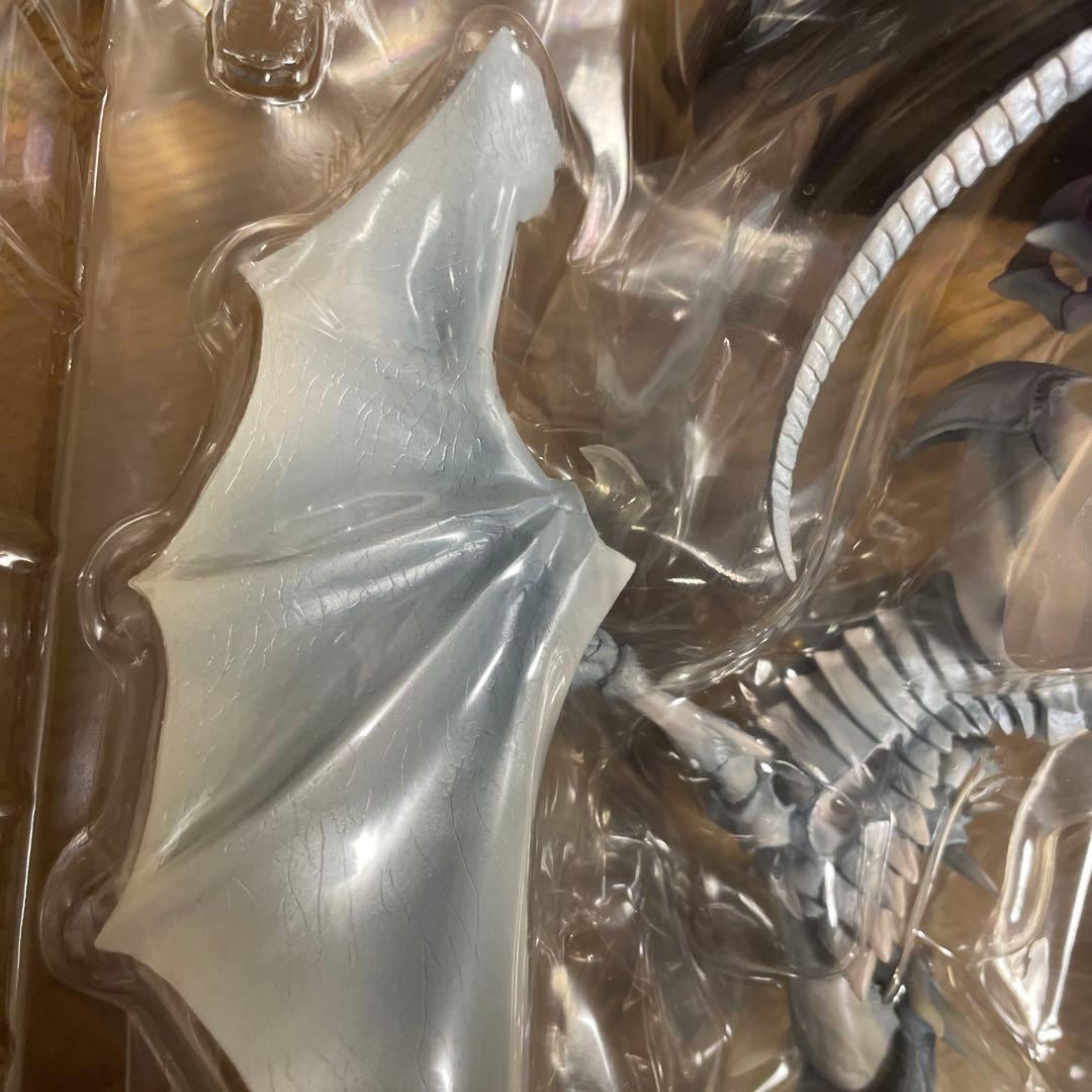 青眼の白龍　フィギュア　メガハウス　開封品