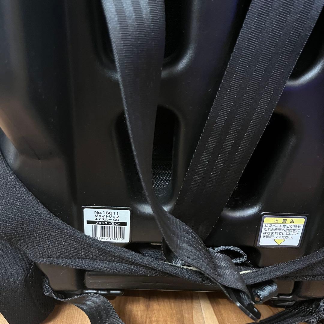 【美品】 コンビ ジョイトリップ エアスルー GG ブラック ジュニアシート