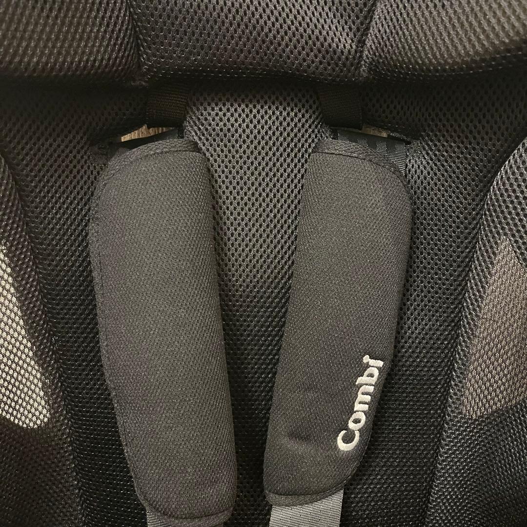 【美品】 コンビ ジョイトリップ エアスルー GG ブラック ジュニアシート