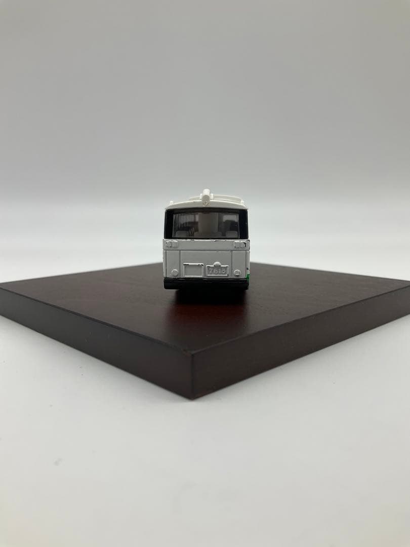 トミカ 三菱ふそう バス 愛の献血車 日本赤十字社中央血液センター　8_04