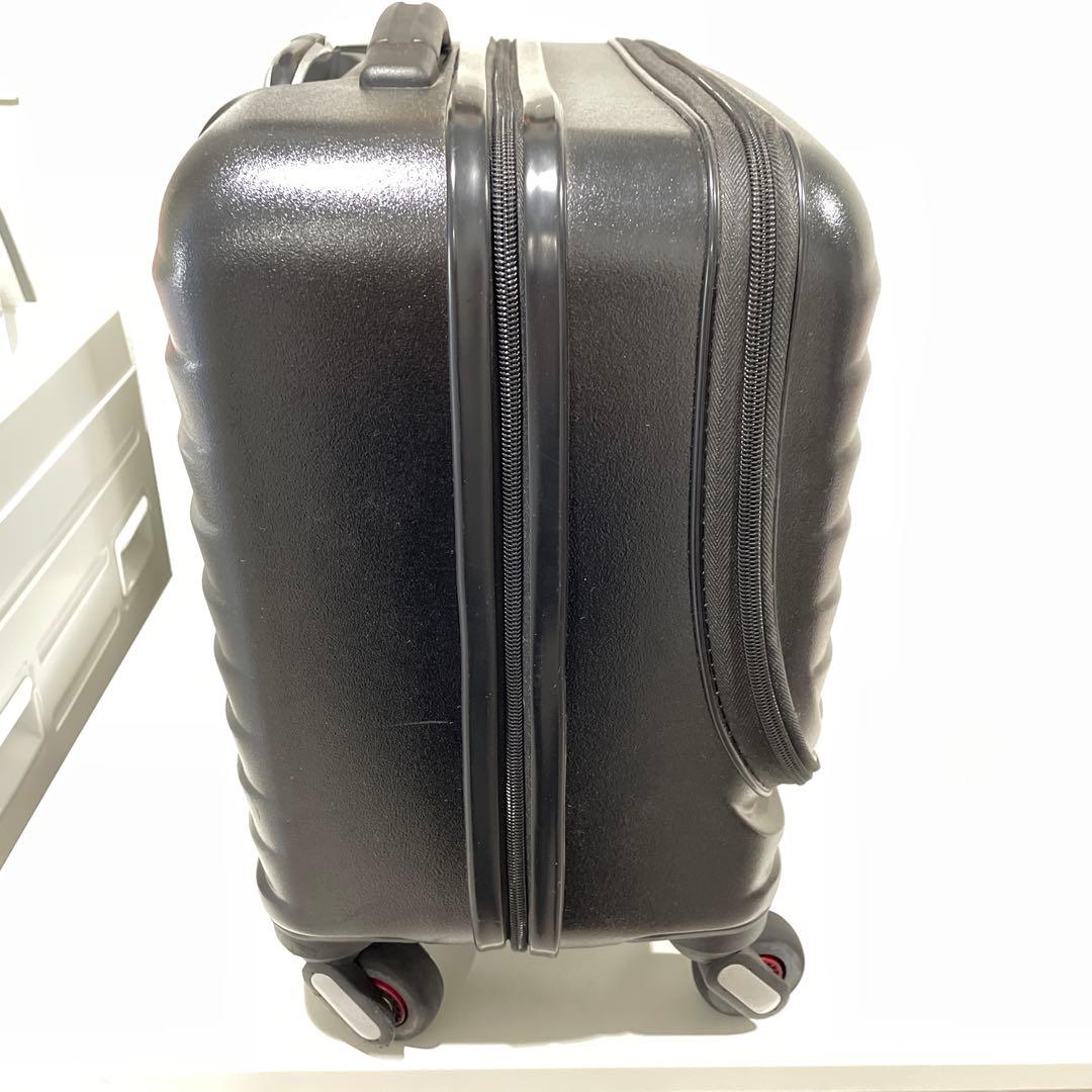 FREQUENTER CLAM 1-211 横型 4輪 静音 機内持ち込み可