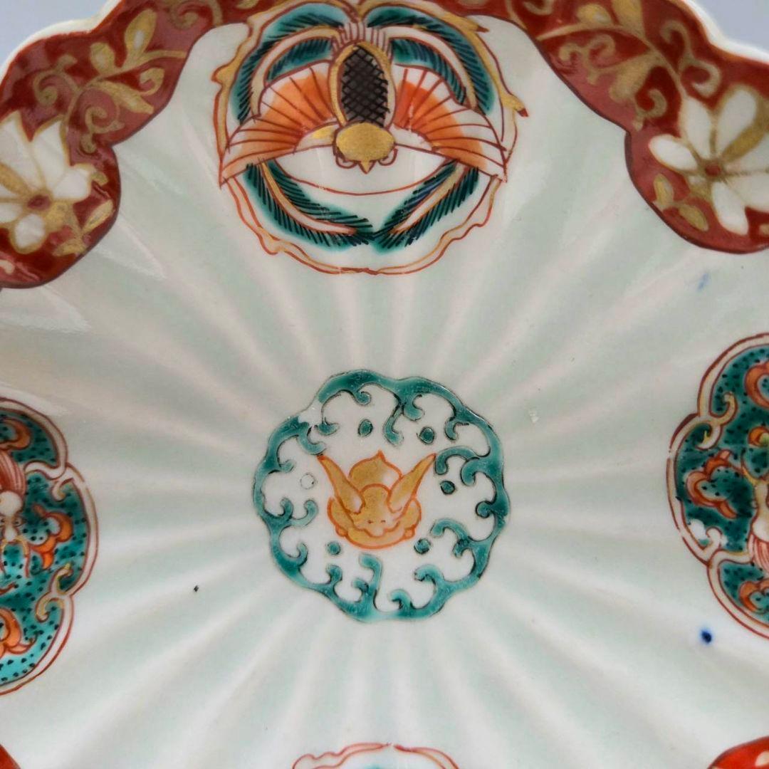 M-1259 古伊万里色絵　波兎とふくら雀紋様青磁　菊花皿