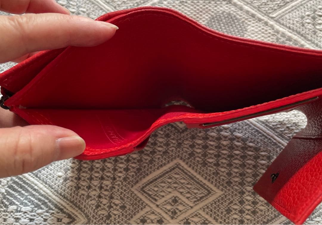 ロンシャン三つ折り財布