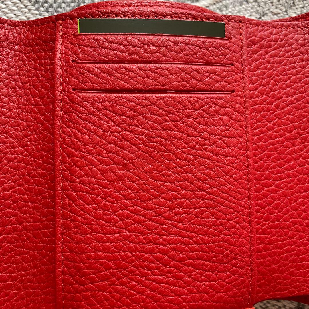 ロンシャン三つ折り財布