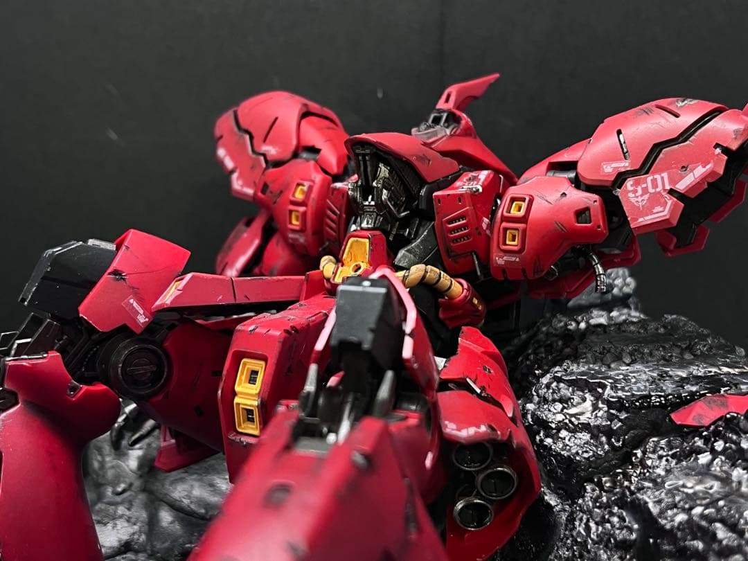 ガンプラ　ジオラマ塗装済み完成品　rg サザビー