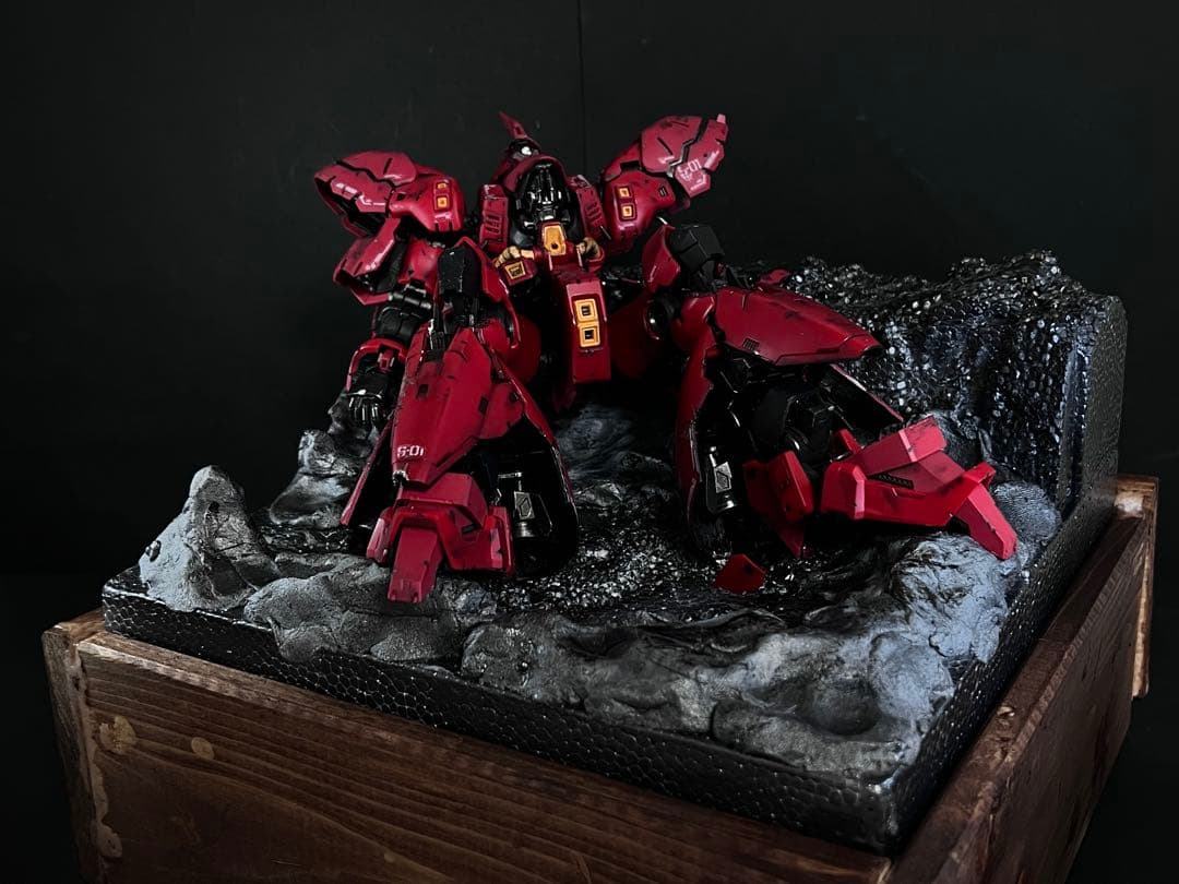 ガンプラ　ジオラマ塗装済み完成品　rg サザビー