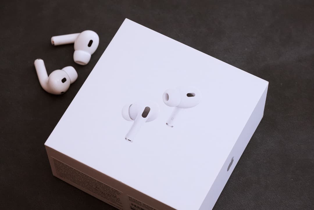 AirPods Pro 第2世代 (USB-C) ケースなし 箱・チップ付 美品