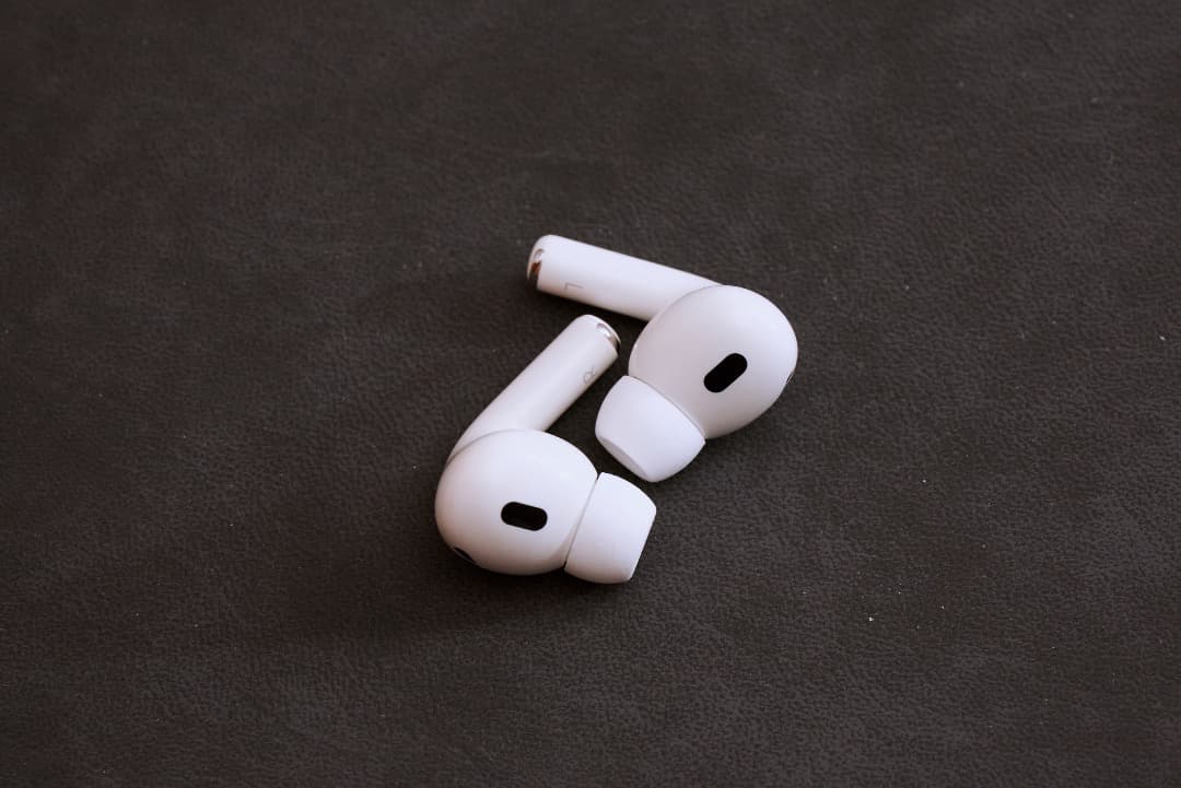 AirPods Pro 第2世代 (USB-C) ケースなし 箱・チップ付 美品