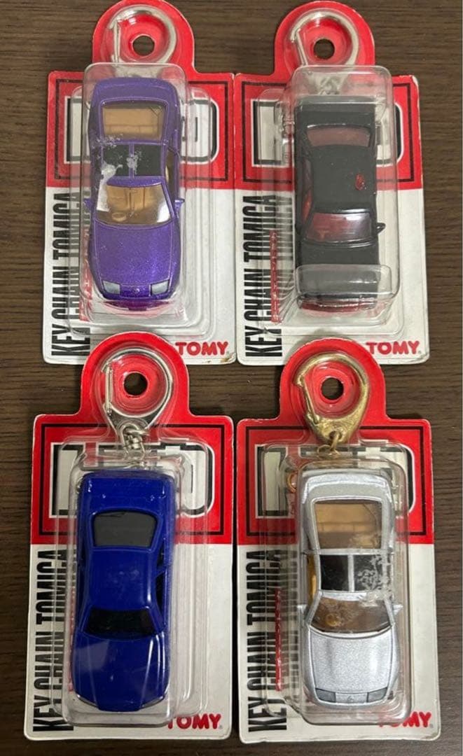 キーチェーントミカ 4種セット