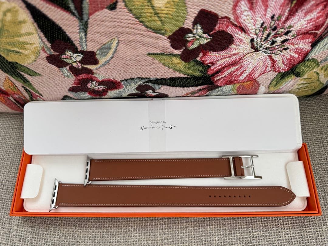 メルホ様Apple Watch Hermès ドゥブルトゥール 《アピ》