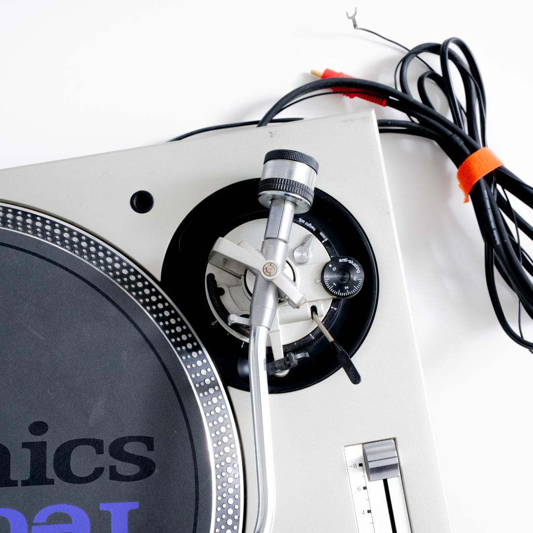 動作確認済み Technics SL-1200 mk3d ターンテーブル