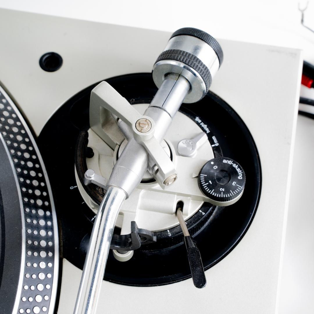 動作確認済み Technics SL-1200 mk3d ターンテーブル