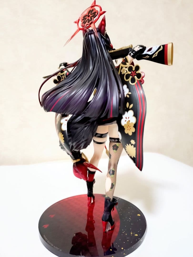 ブルアカ 狐坂ワカモ1/7スケール フィギュア ネオンマックス