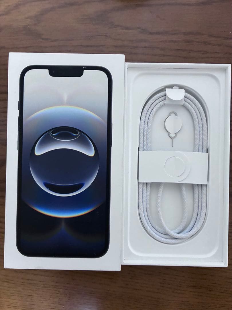 iPhone16e 256GB SIMフリー　ケース付き