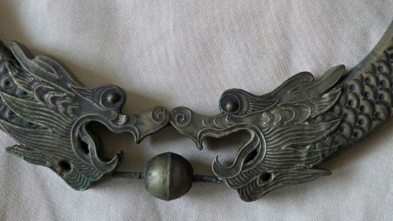 アジアンヴィンテージ　混合シルバー（？） 龍と玉　少数民族　正装 大きな首飾り