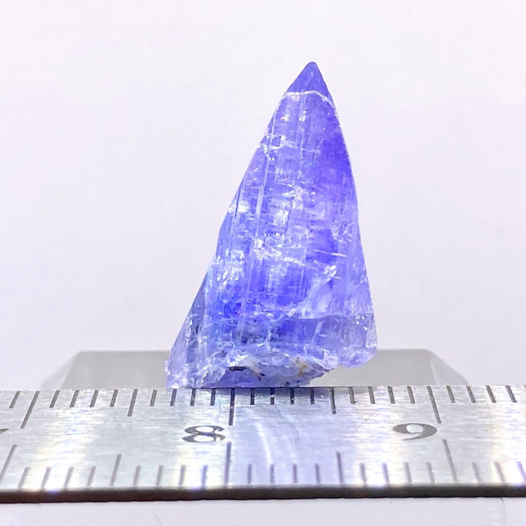 G*G様 タンザナイト　灰簾石　原石　鉱物標本　天然石　 813