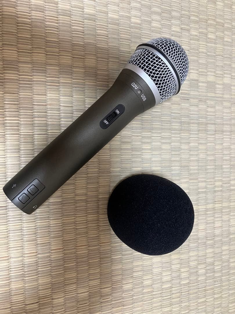 オーディオインターフェイス内蔵型ダイナミックマイク + レコーディングパック