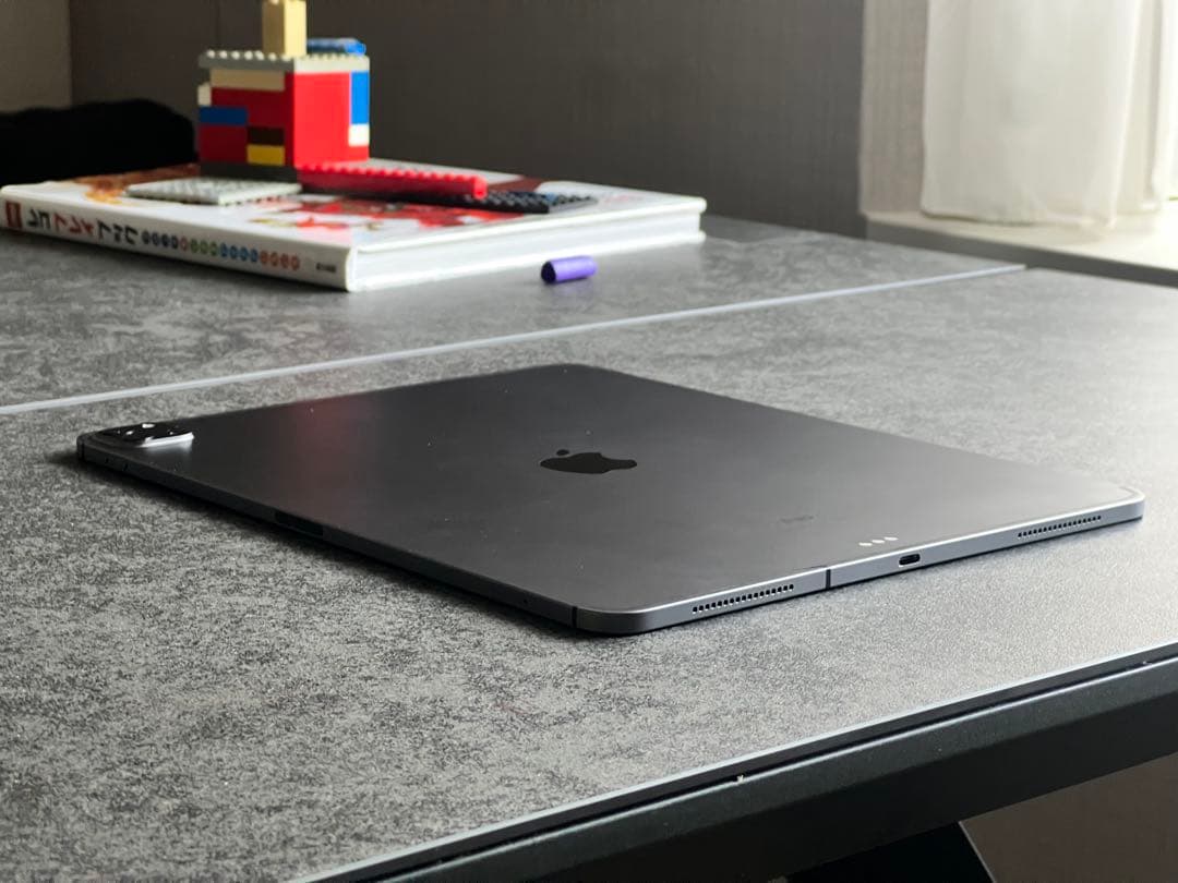 iPad Pro 12.9インチ 第4世代 256GB セルラー