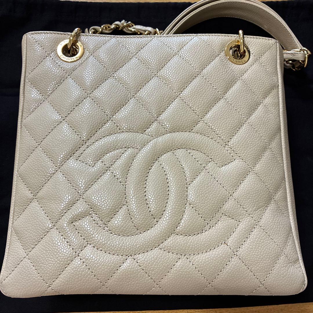 週末限定！CHANEL ショルダーバッグ ベージュ レザー キルティング CC