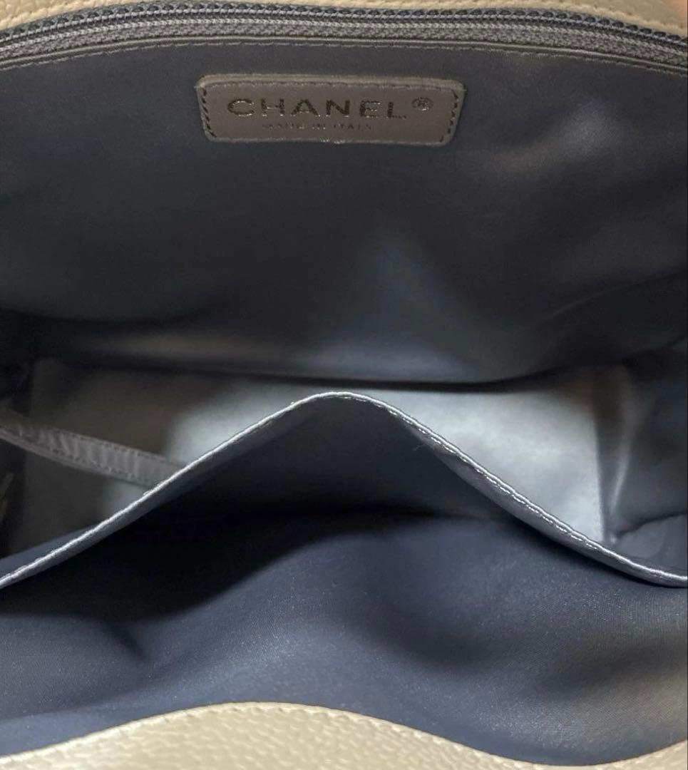 週末限定！CHANEL ショルダーバッグ ベージュ レザー キルティング CC