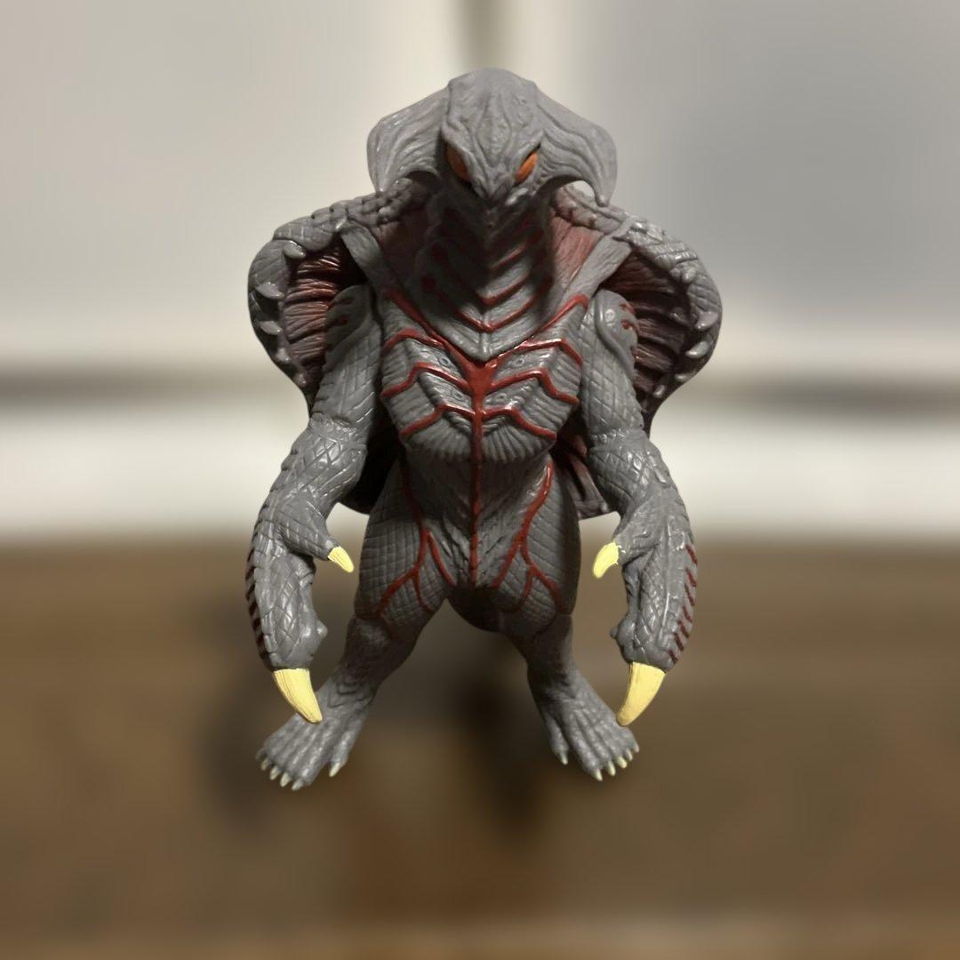 【良品】ウルトラマン怪獣フィギュアセット23体