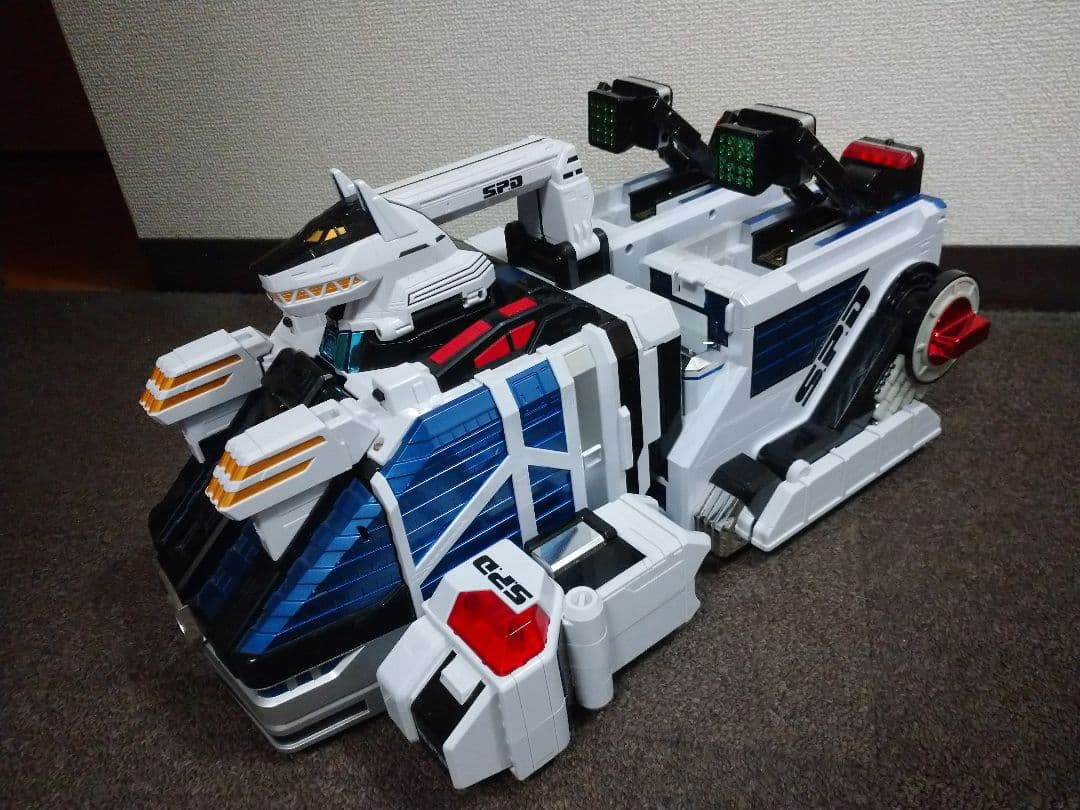 入手困難 ‼️特撮戦隊デカレンジャー　DXデカベースロボ セット