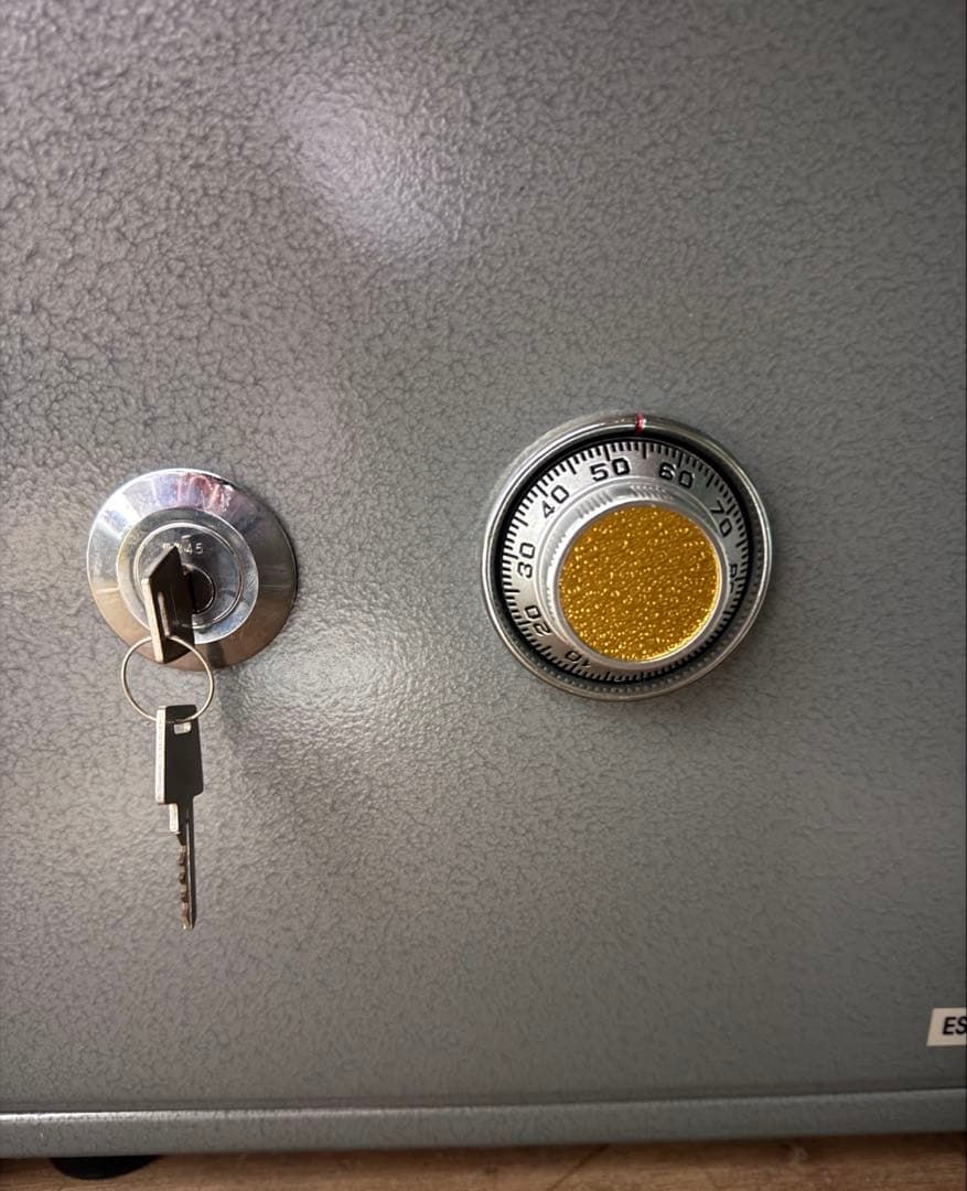 エーコー 耐火金庫 ダイヤル式