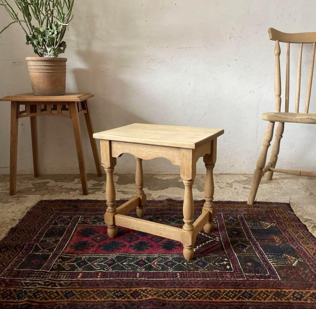 サイドテーブル　剥離 アンティーク