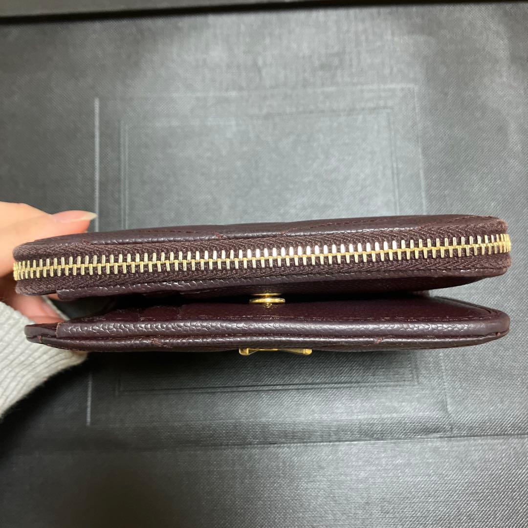 YSL イブサンローラン　二つ折り財布