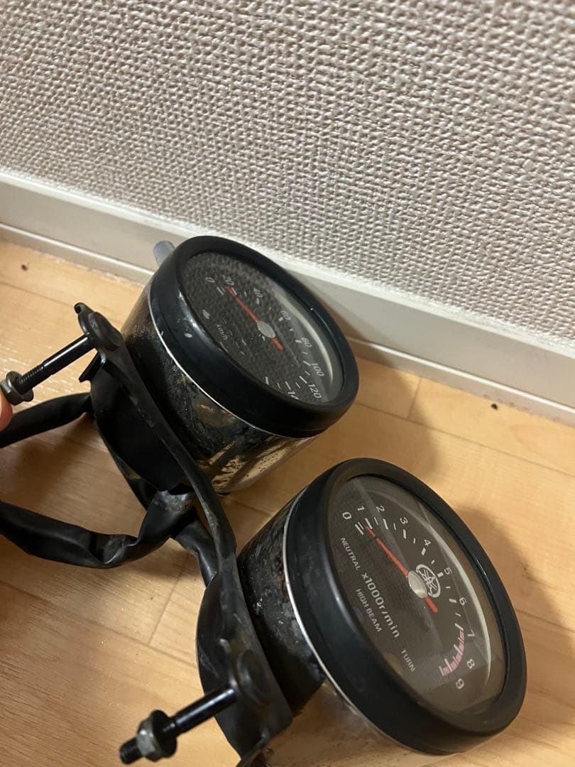 sr400 500台限定 50周年モデル 黒文字盤 純正メーター　タコ　スピード