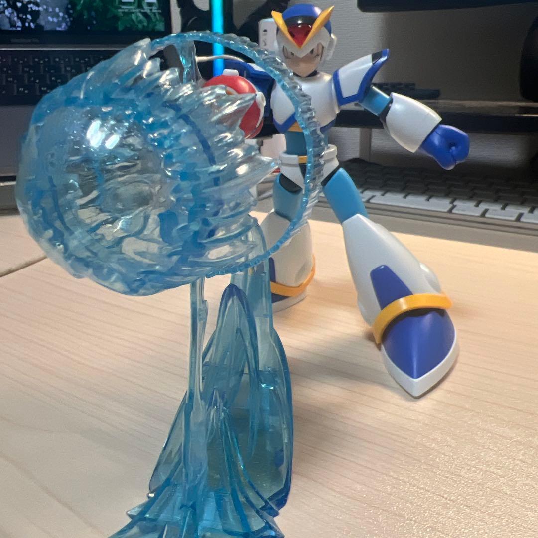 【組立済】ロックマン コトブキヤ X エックス フルアーマー　壽屋