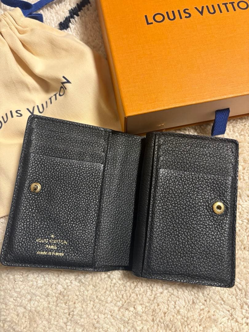 LOUIS VUITTON ブラック 二つ折り財布