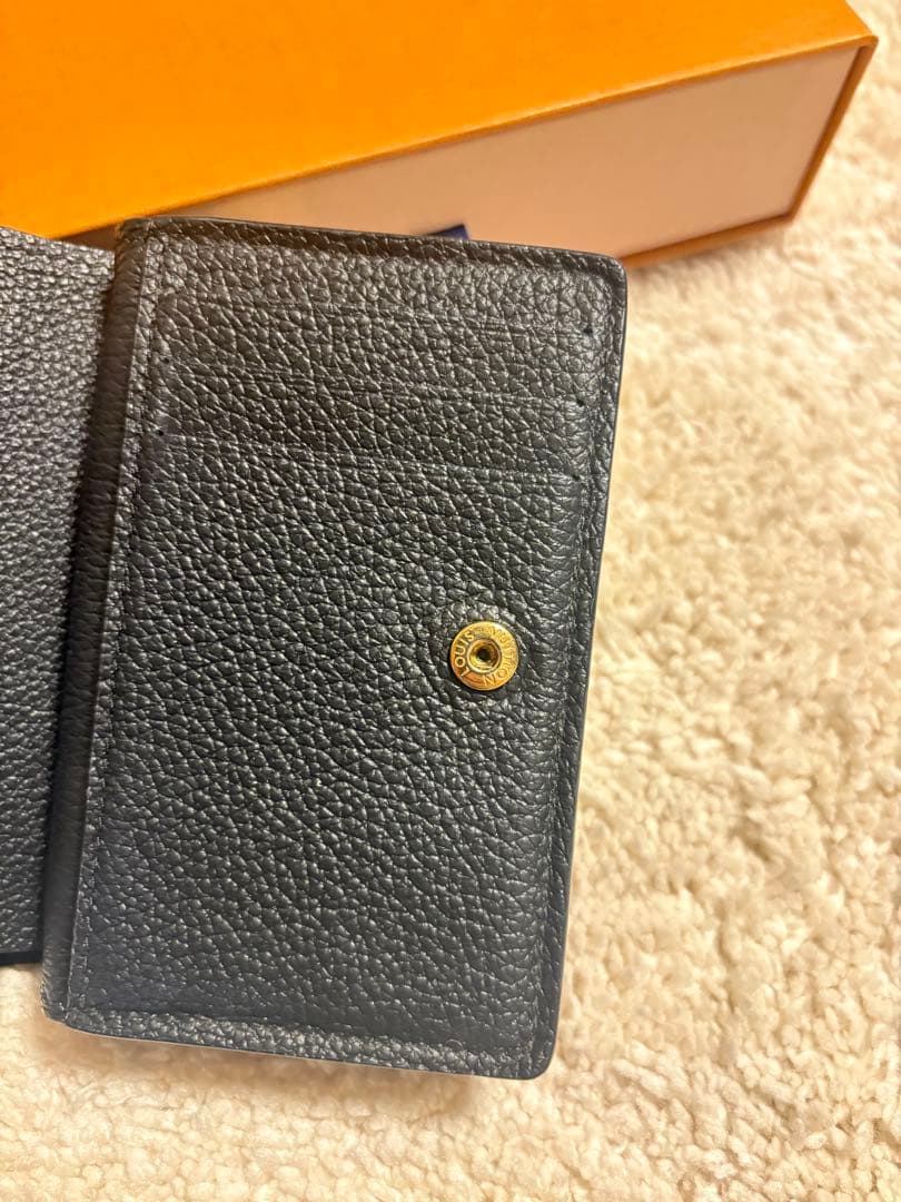 LOUIS VUITTON ブラック 二つ折り財布