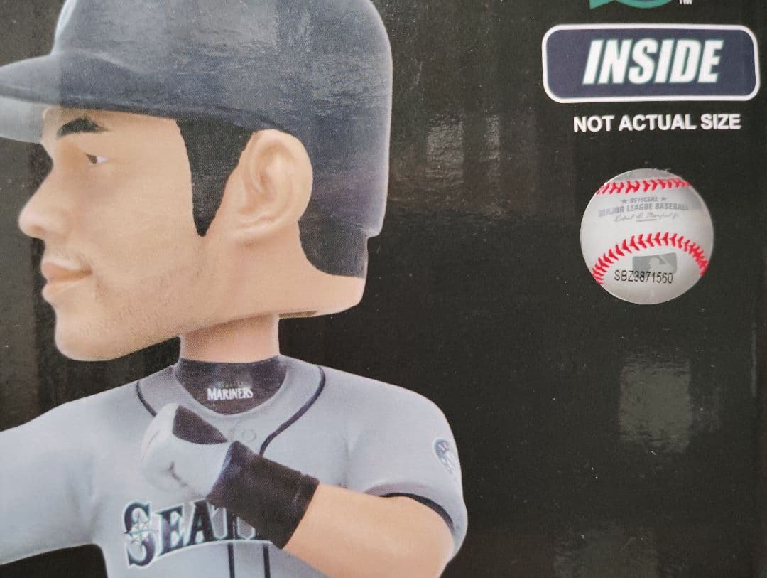 イチロー　ボブルヘッド　世界3000個限定