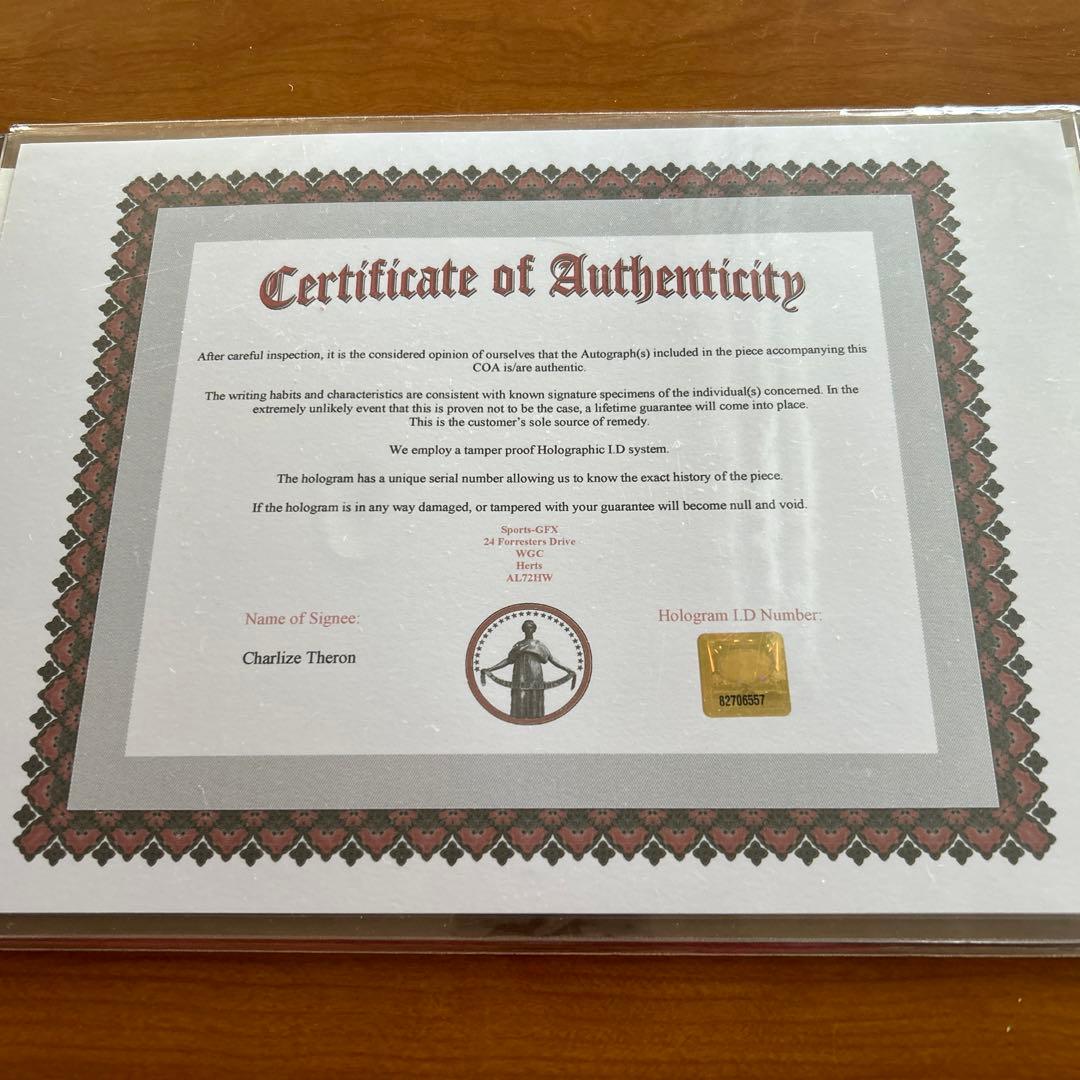 シャーリーズ　セロン　直筆サイン入りフォト　マッドマックス